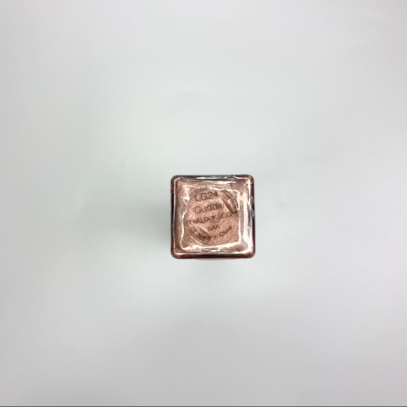 Bundle of Lip Products and Eyeliner Make-Up - Picture 6 of 8